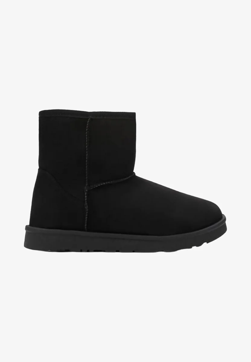 Chaussons femmes, Boots Noir fourrés talon plat