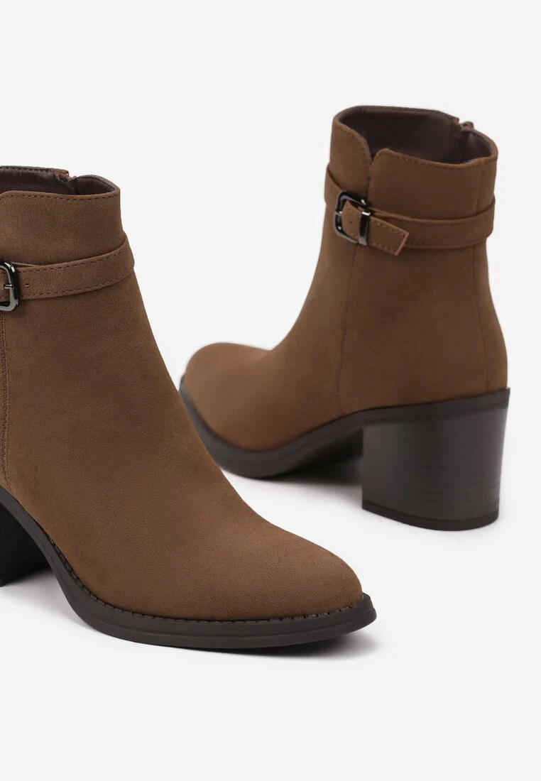 Bottine femmes à talon en nubuck avec boucle, Camel
