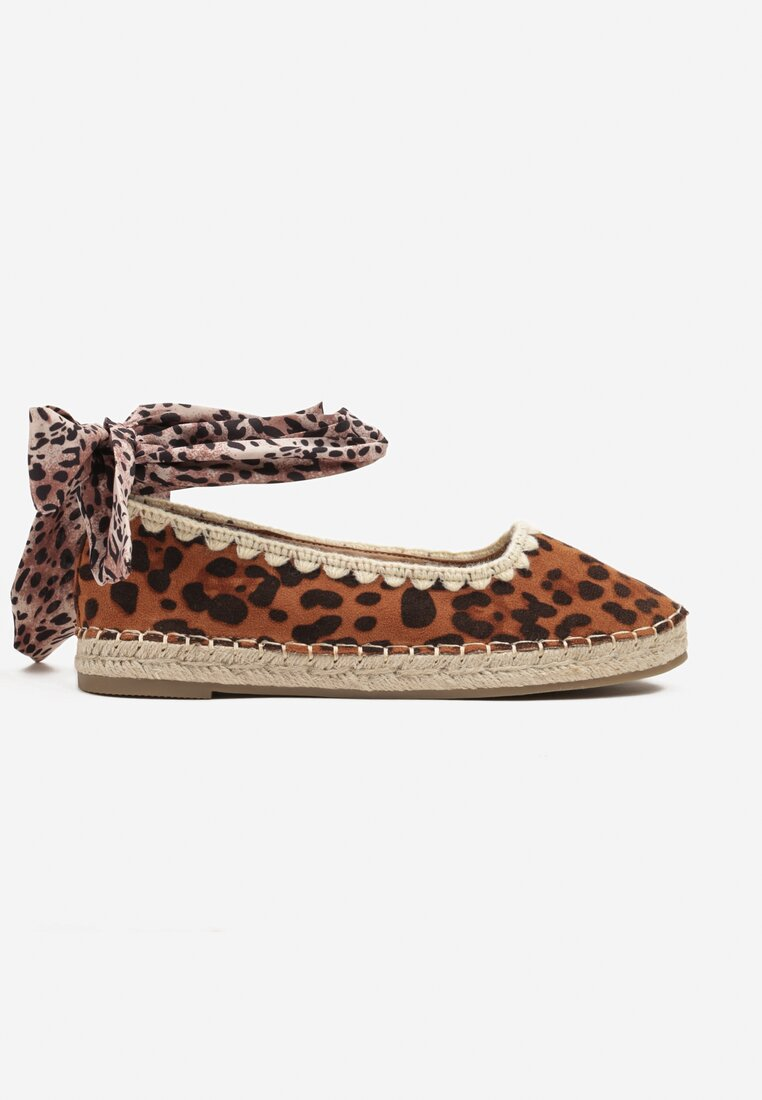 Espadrille effet Léopard avec foulard satiné