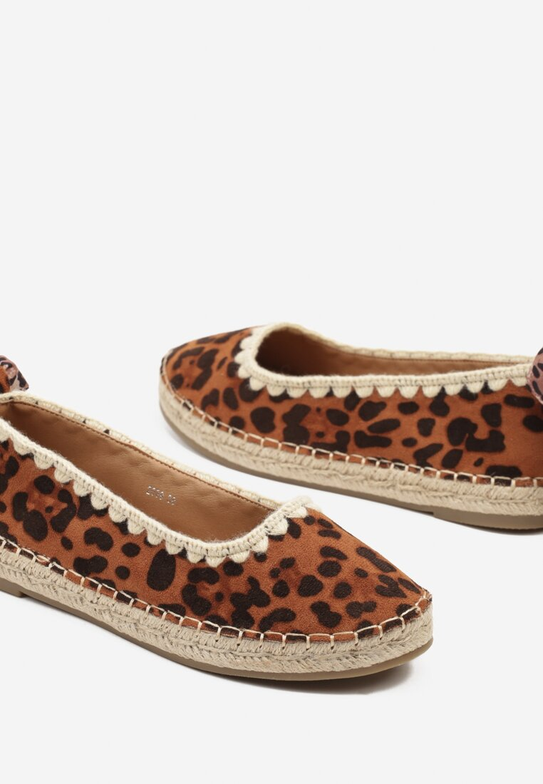 Espadrille effet Léopard avec foulard satiné
