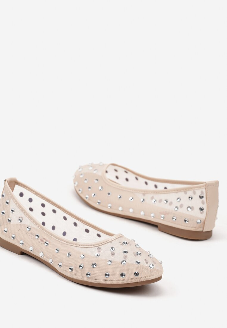 Ballerines transparentes à clous et à strass, Nude