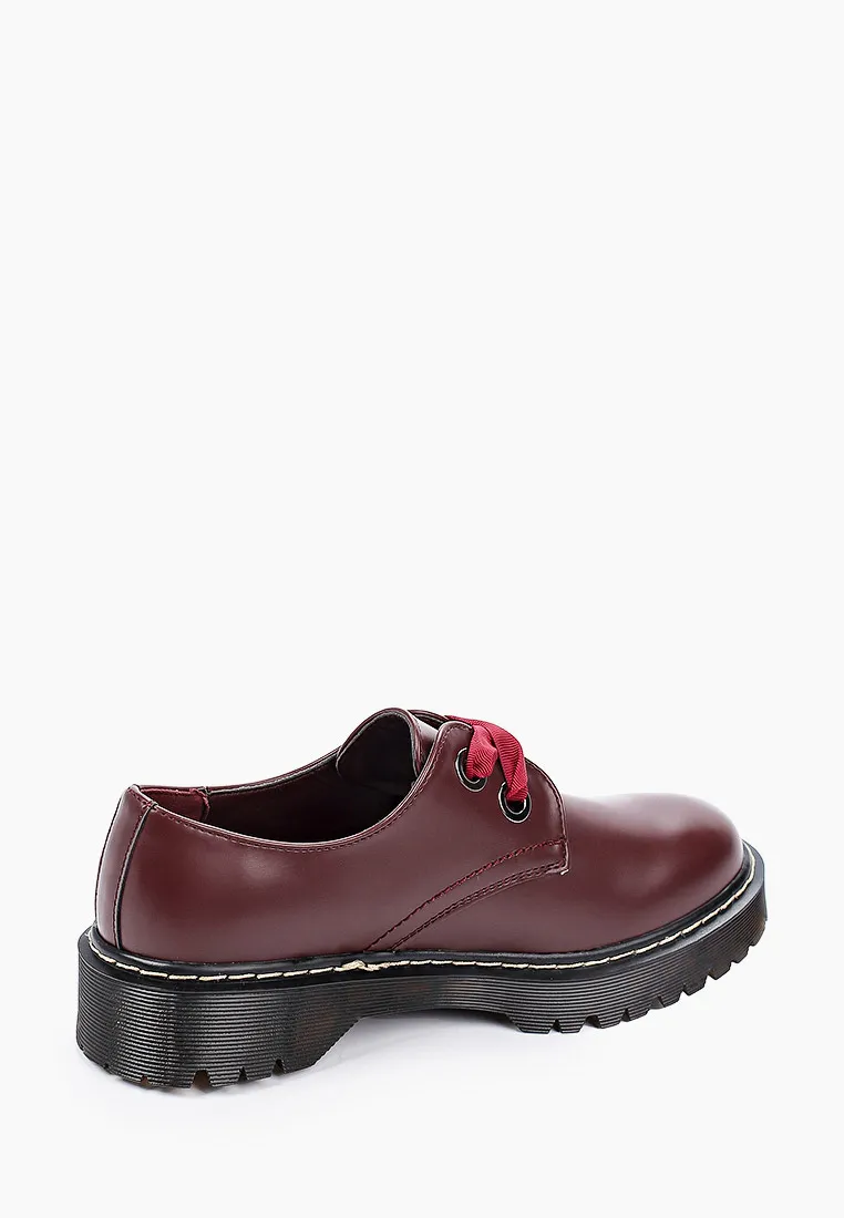 Derbies femmes avec semelle crantée, bordeaux