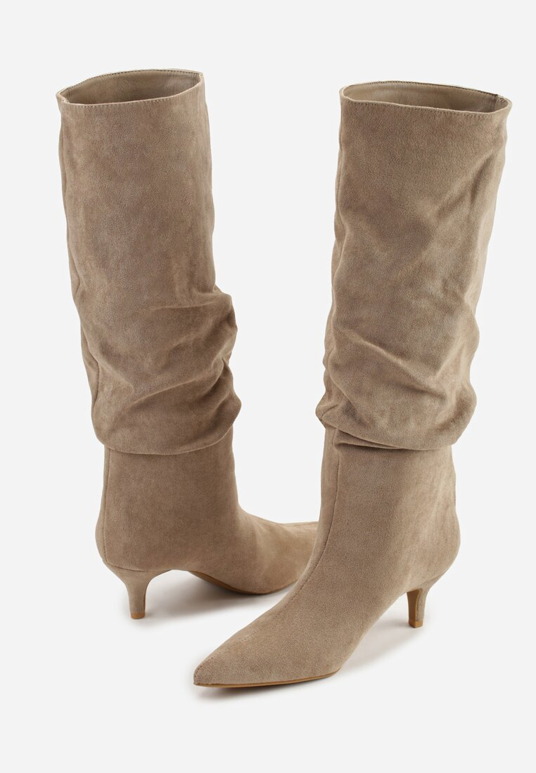 Botte Plissée à bout pointu à Talon, Beige