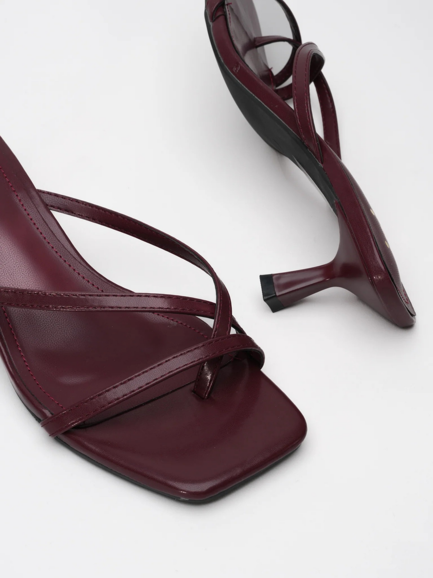 Mules à entredoigts multi brides, Bordeaux