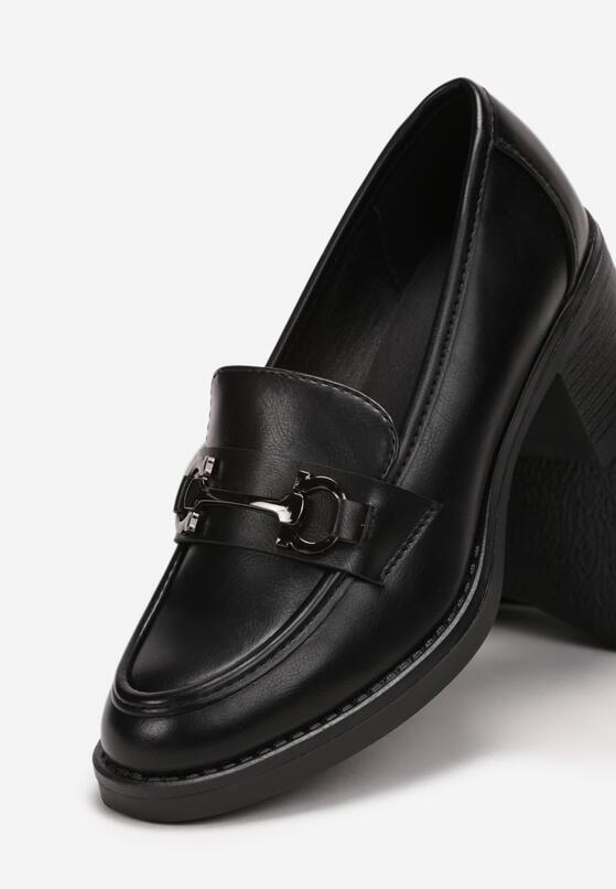 Mocassins femmes noires à talon carré avec boucle