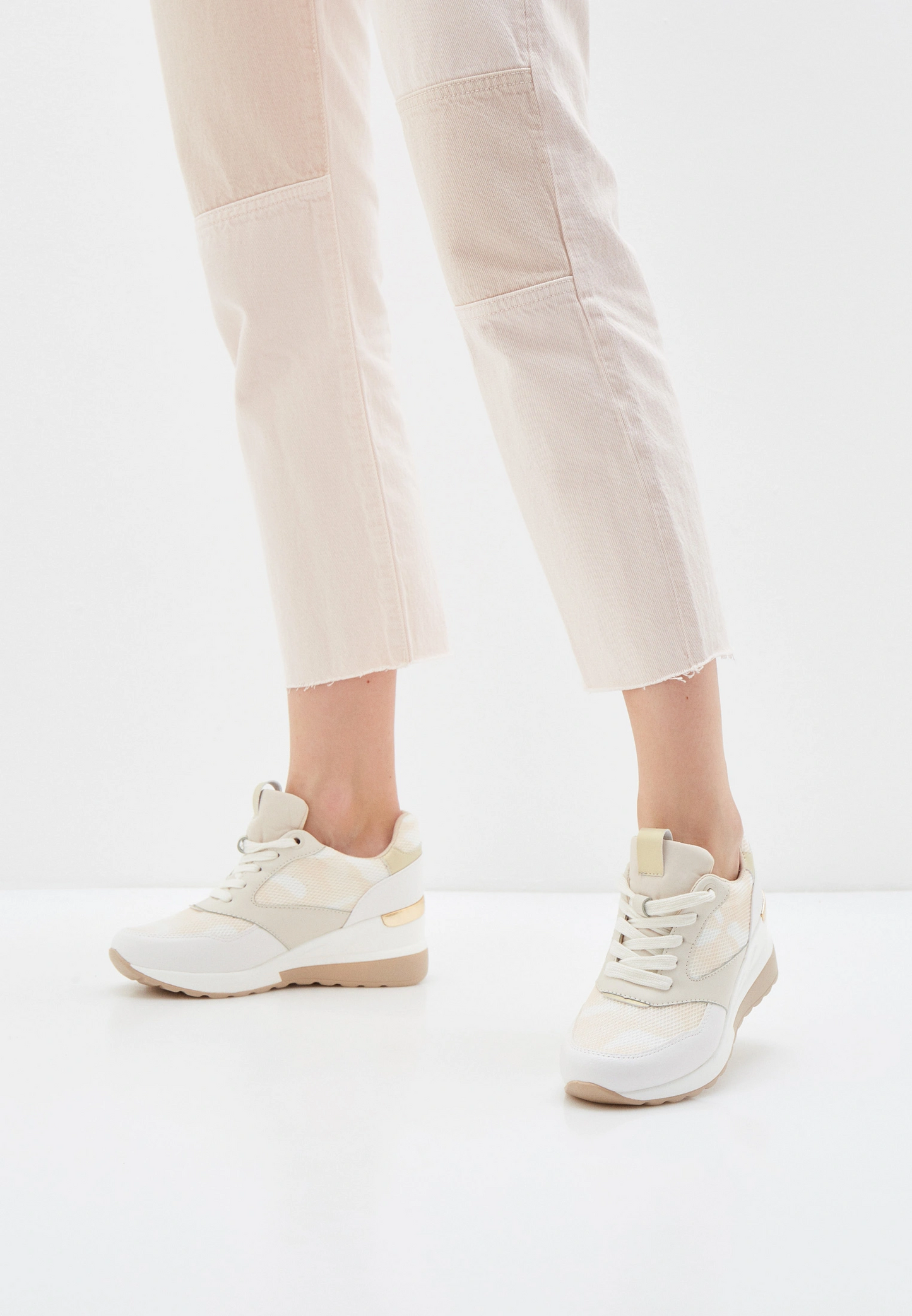Baskets femmes basses compensés à lacets, Beige imprimé