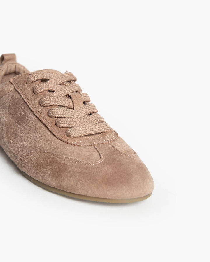 Les baskets avec lacets style ballerines, Rose pâle