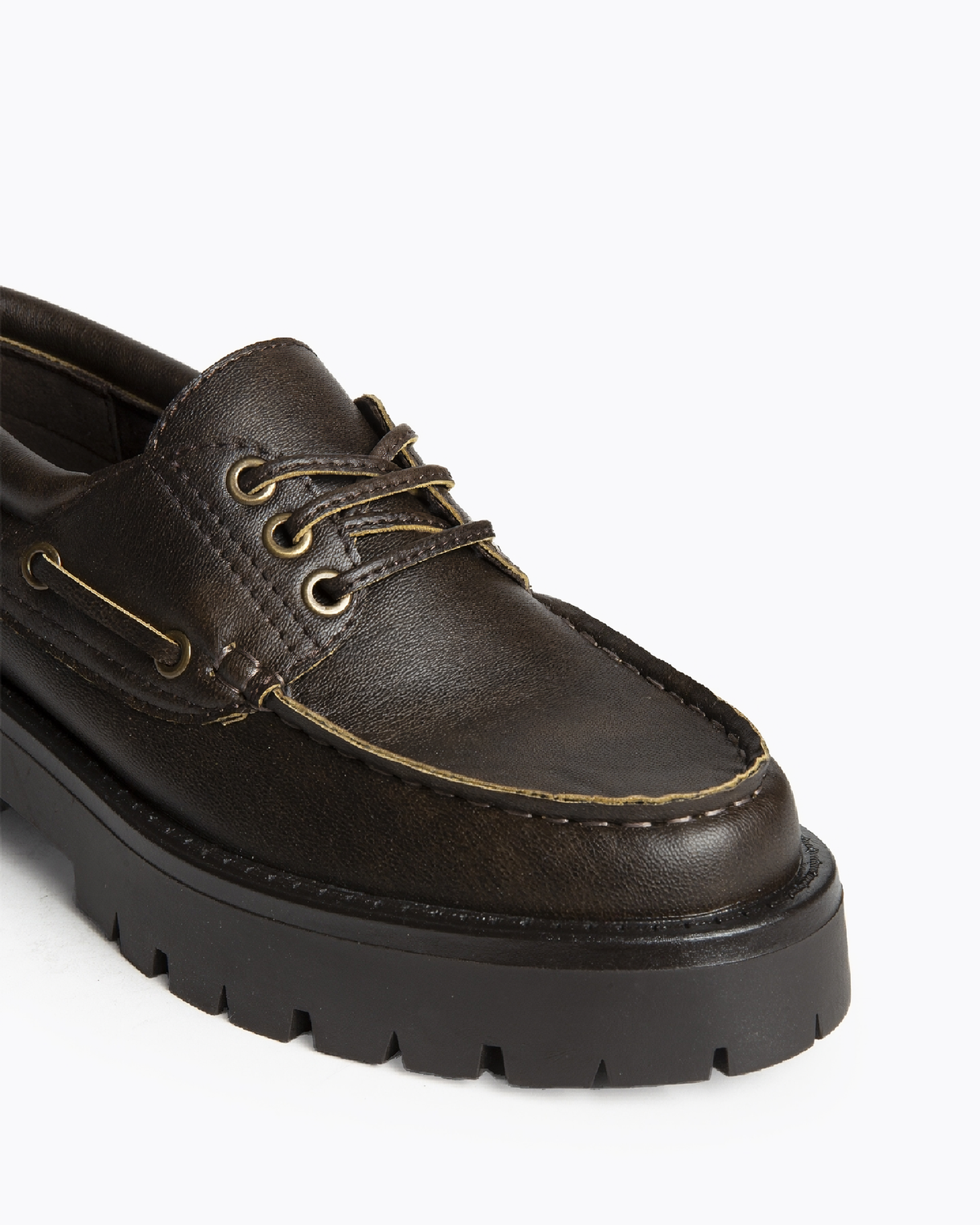 Chaussure bateau à lacets semelle crantée, Café