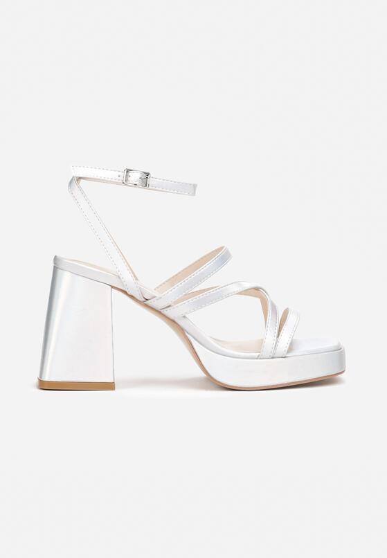 Sandales à talon avec brides, semelle plateforme