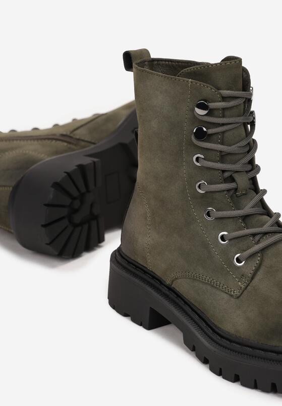 Bottines à lacet vert kaki , semelle crantée