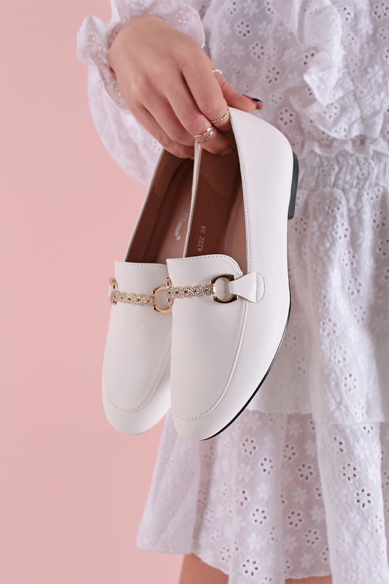 Mocassins femmes en similicuir avec chaine , Blanc