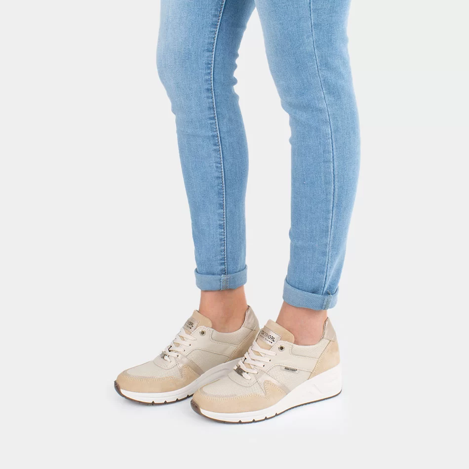 Tennis femmes compensées en Cuir, Beige