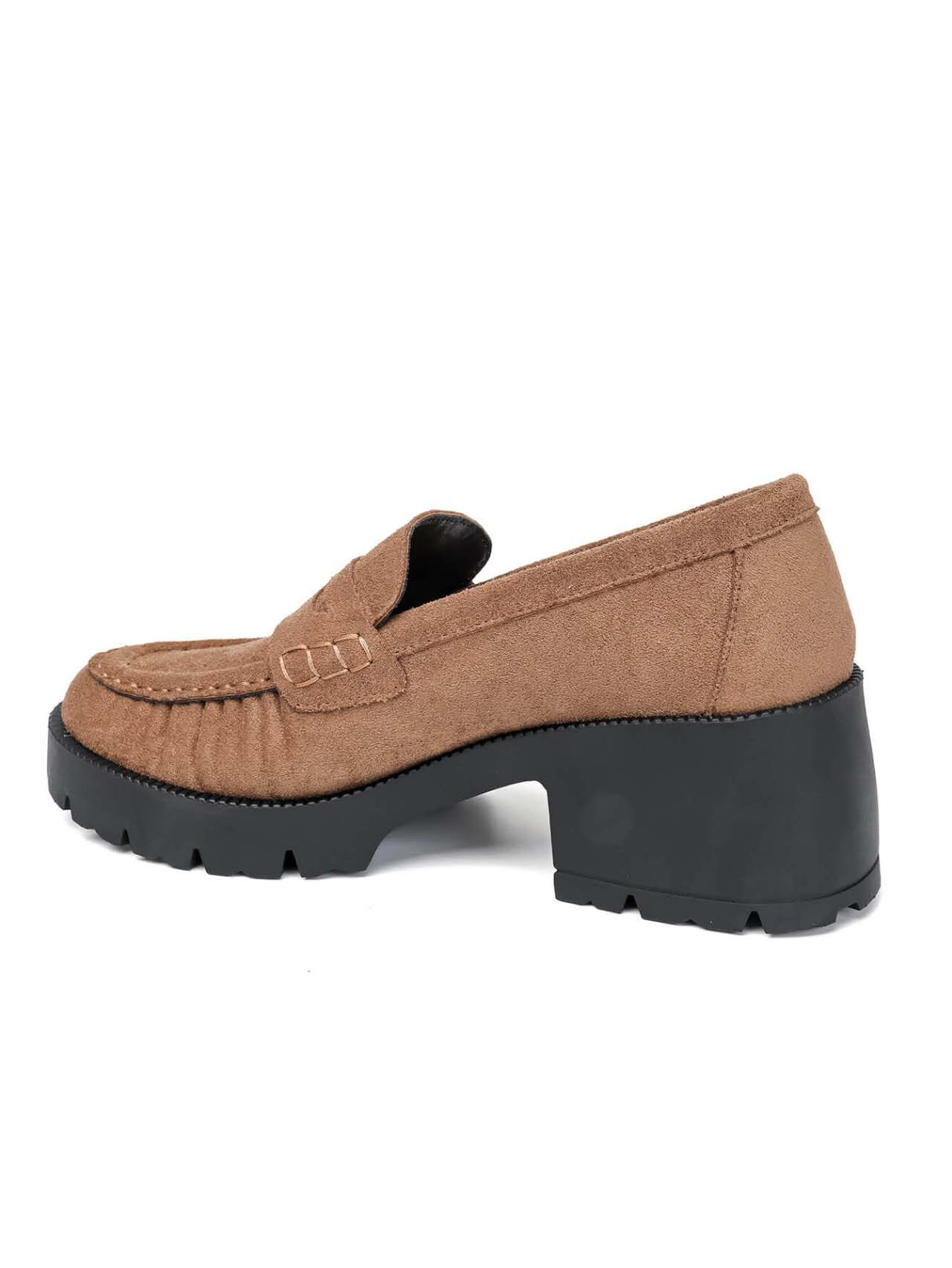 Mocassins à Talon et Semelle Crantée en Suédine - camel