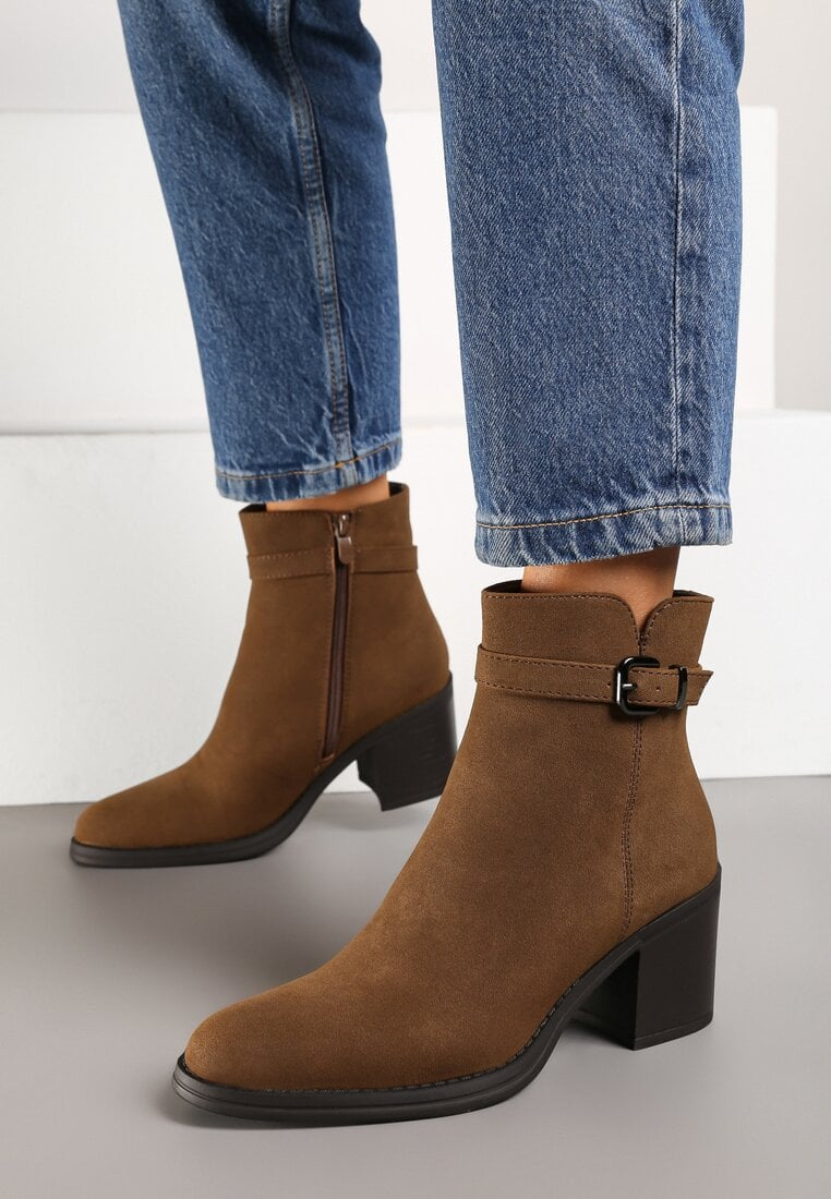 Bottine femmes a talon en nubuck avec boucle Camel