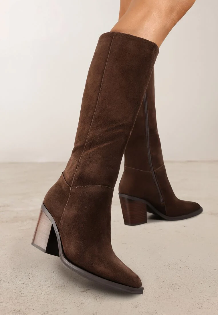 Bottes hautes cavalières à talon bloc, en cuir suédé - brown