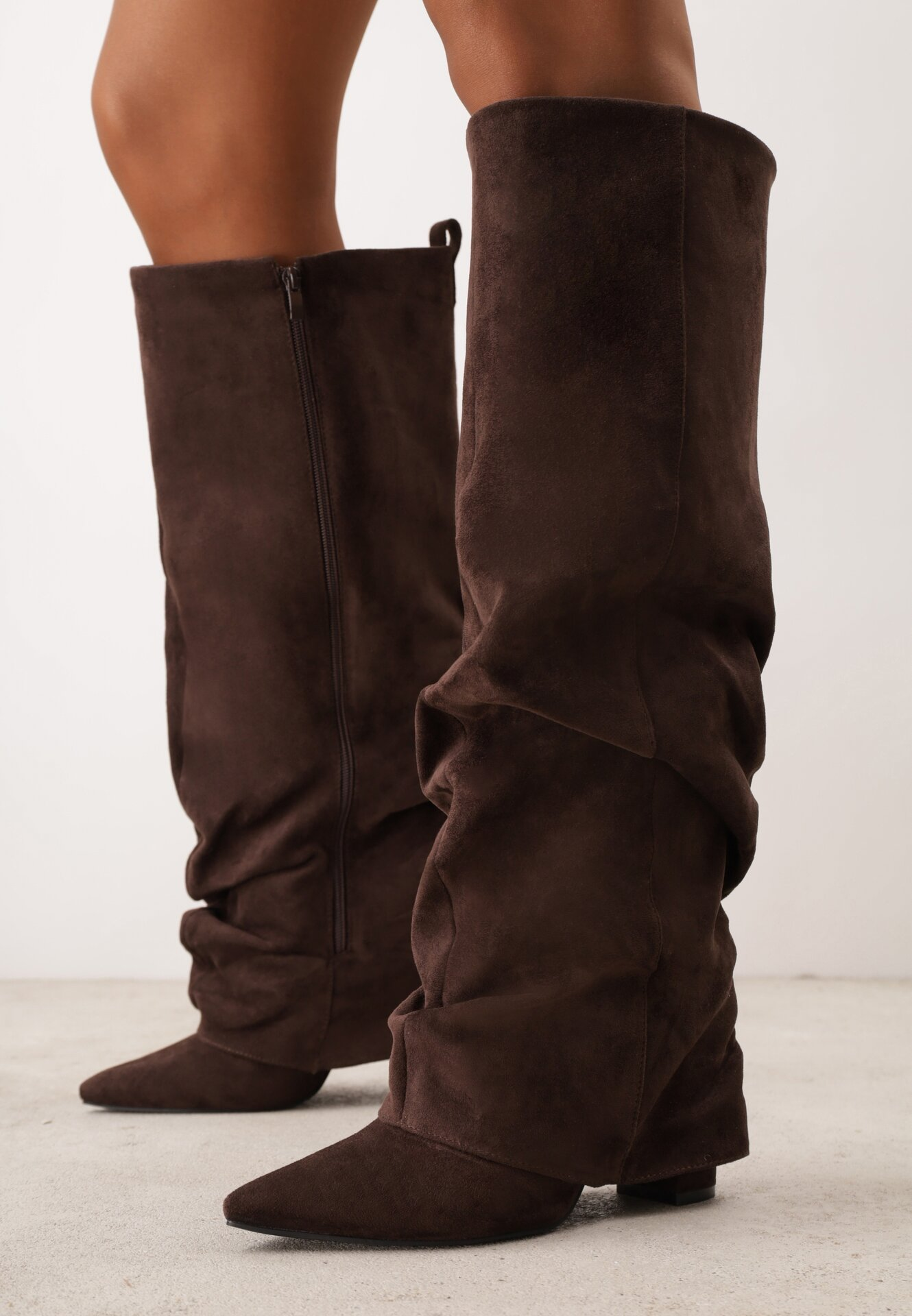 Bottes Plissées à Revers en Suède - marron
