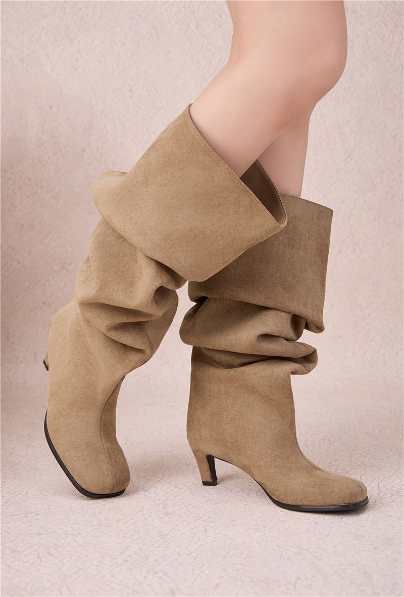 Bottes Hautes Plissées "Slouchy" en Suédine - taupe