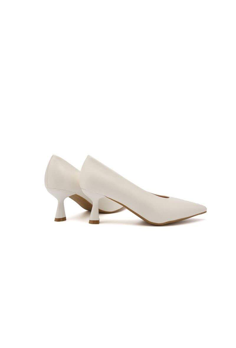 Escarpins à talon aiguille, Blanc