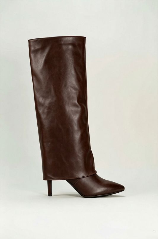 Bottes guêtres à talon aiguille et bout pointu, Marron