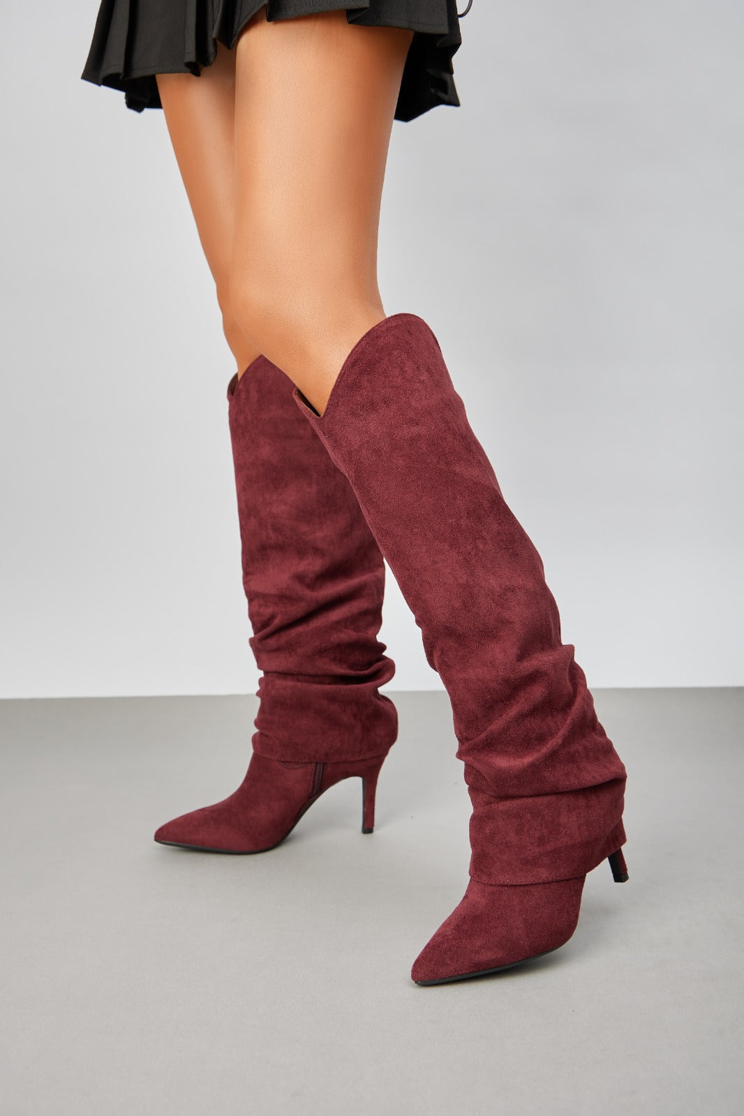 Bottes guêtres à talon aiguille en suédine, Bordeaux