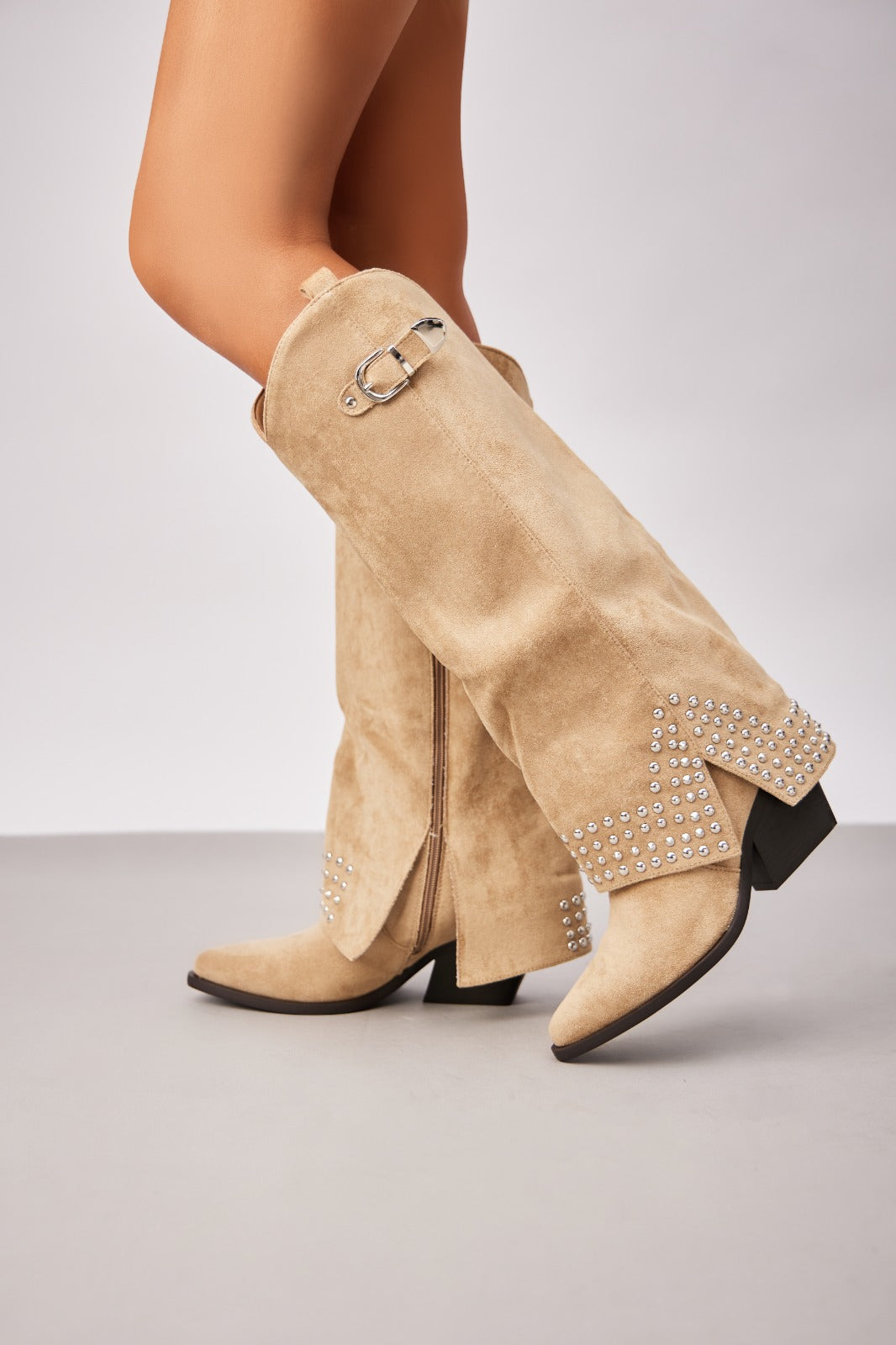 Bottes Santiags guêtres style Cowboy cloutées, Taupe