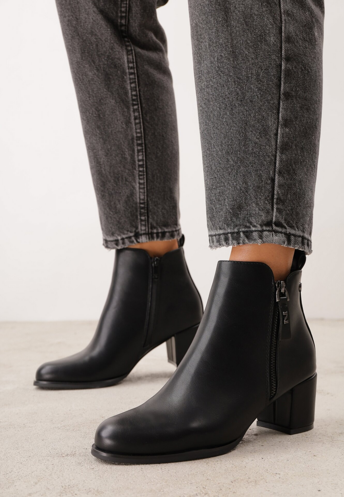 Bottines à Talon Carré et Double Zip - noir