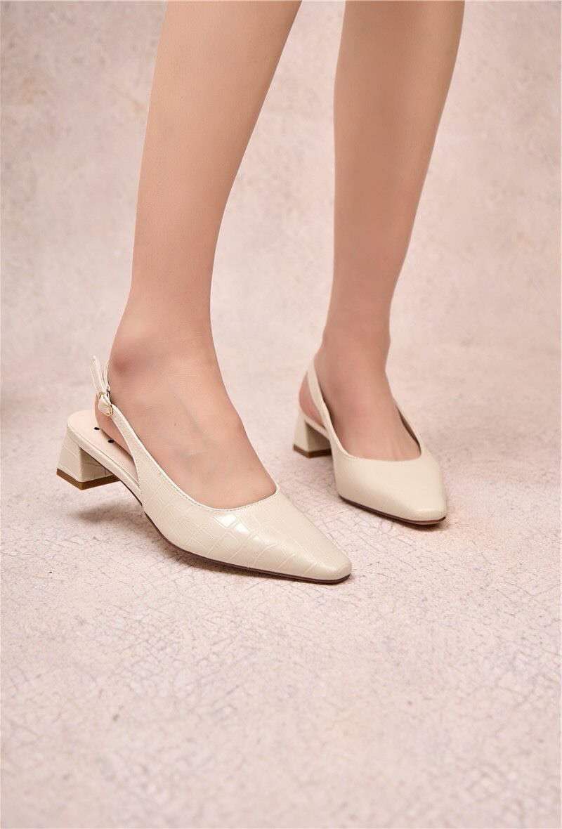 Ballerines slingback avec boucle, off white