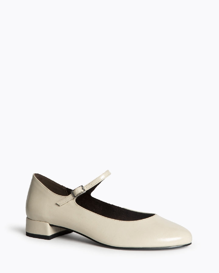Ballerines vernies à talon,  Beige écru